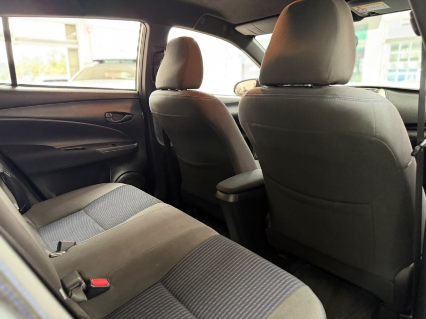 toyota yaris 1.5 16v flex sedan xl live manual 4p 202113