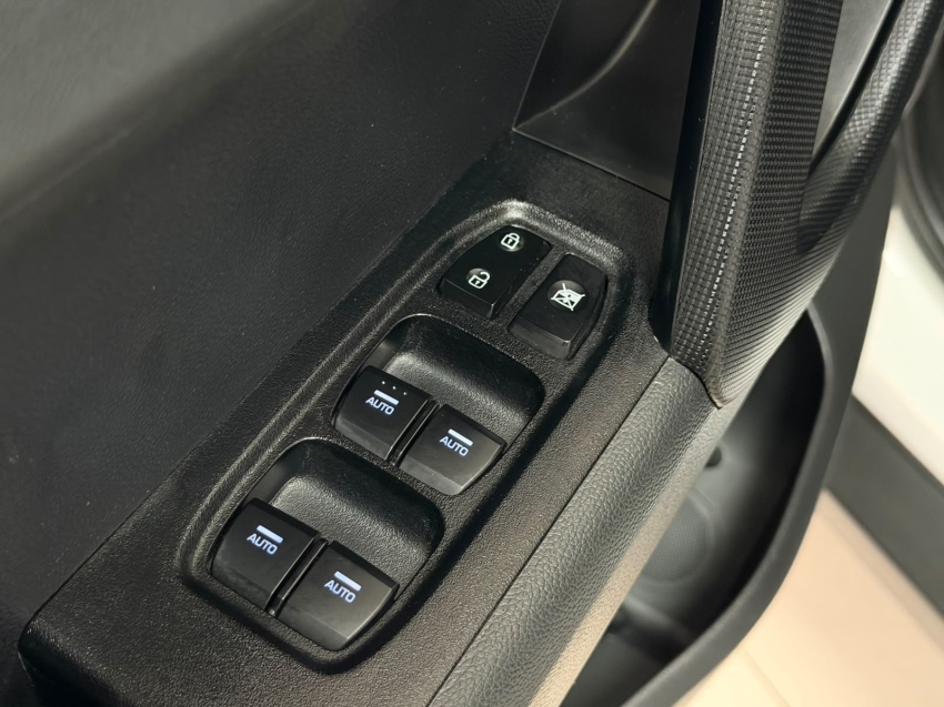 hyundai creta 1.6 16v flex action automatico 4p semiautomatico 202315