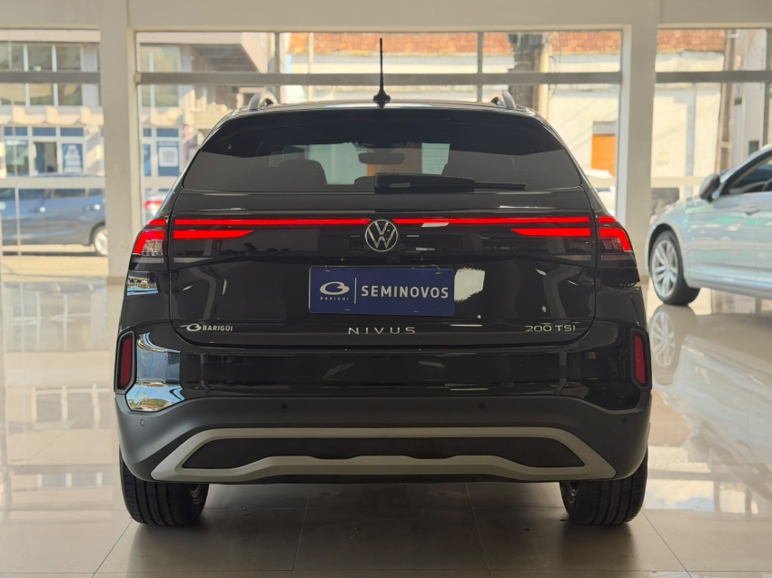 volkswagen nivus 1.0 200 tsi total flex highline automatico 4p 20255
