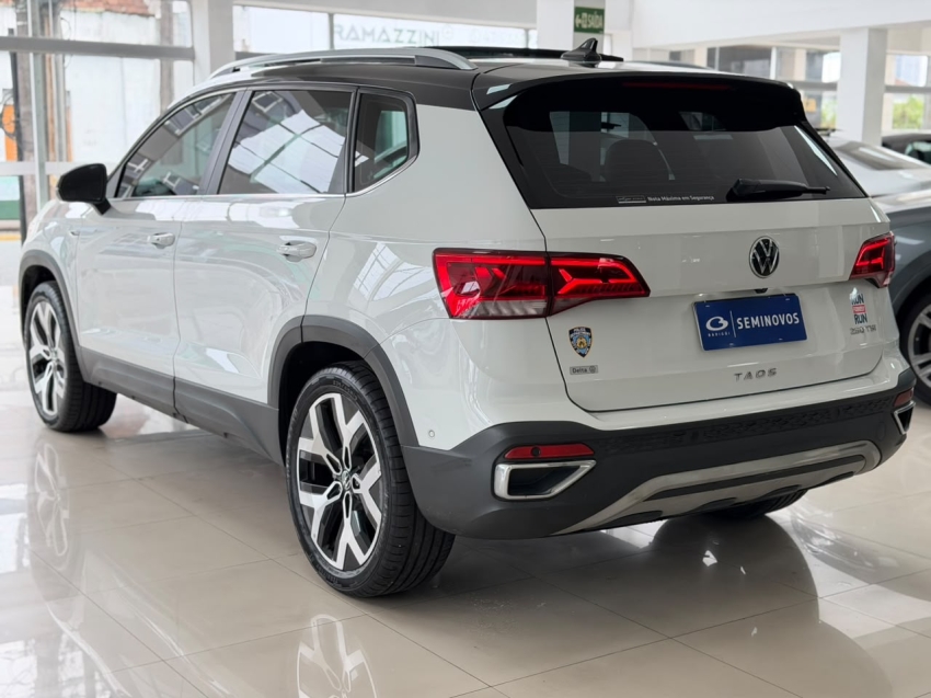 volkswagen taos 1.4 250 tsi total flex highline automatico 4p 20244