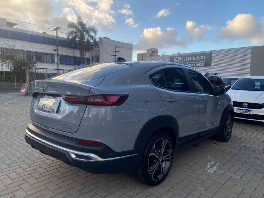 fiat fastback 1.0 turbo 200 flex impetus cvt 4p automatico 2023
