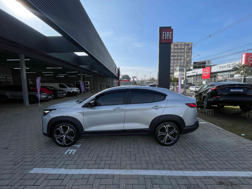 fiat fastback flex automatico 2025