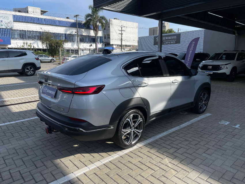 fiat fastback flex automatico 2025