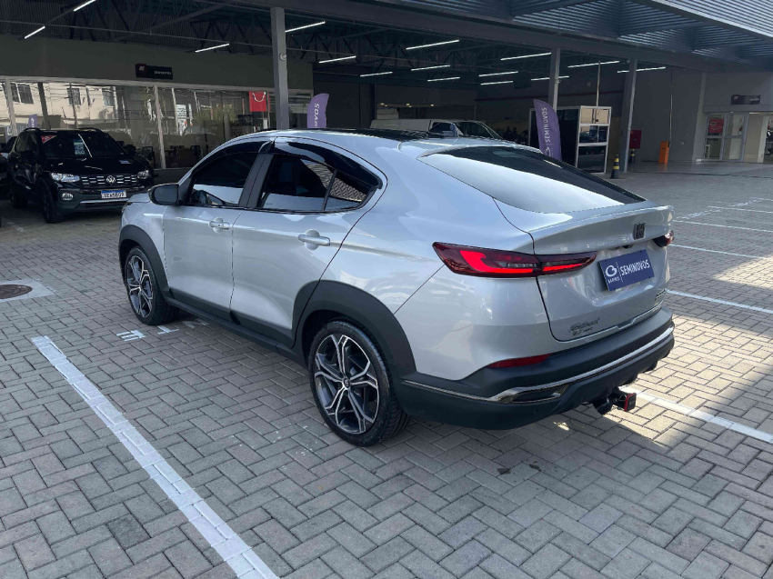 fiat fastback flex automatico 2025