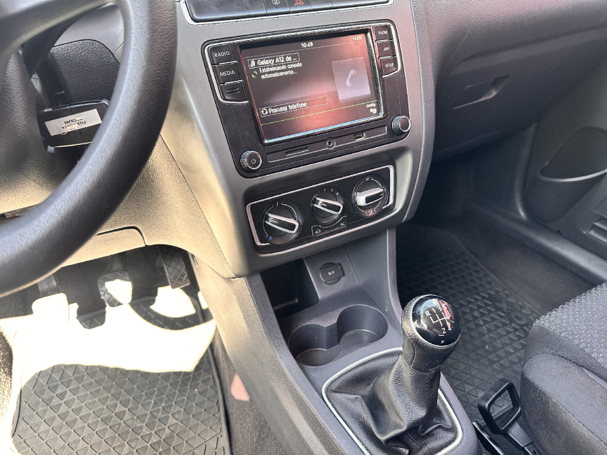 volkswagen fox 1.6 msi total flex connect 4p manual 2019