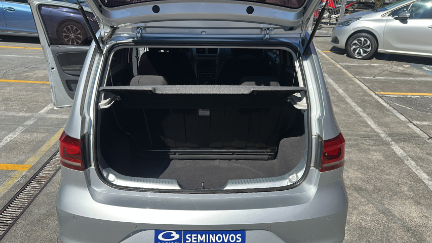 volkswagen fox 1.6 msi total flex connect 4p manual 2019