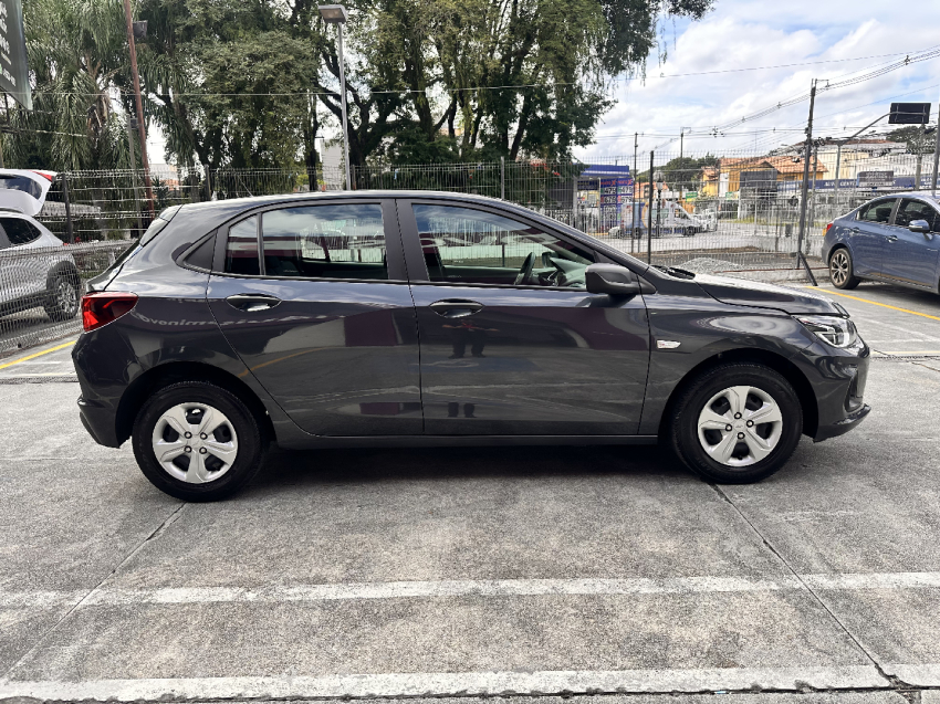 chevrolet onix 1.0 flex 2024