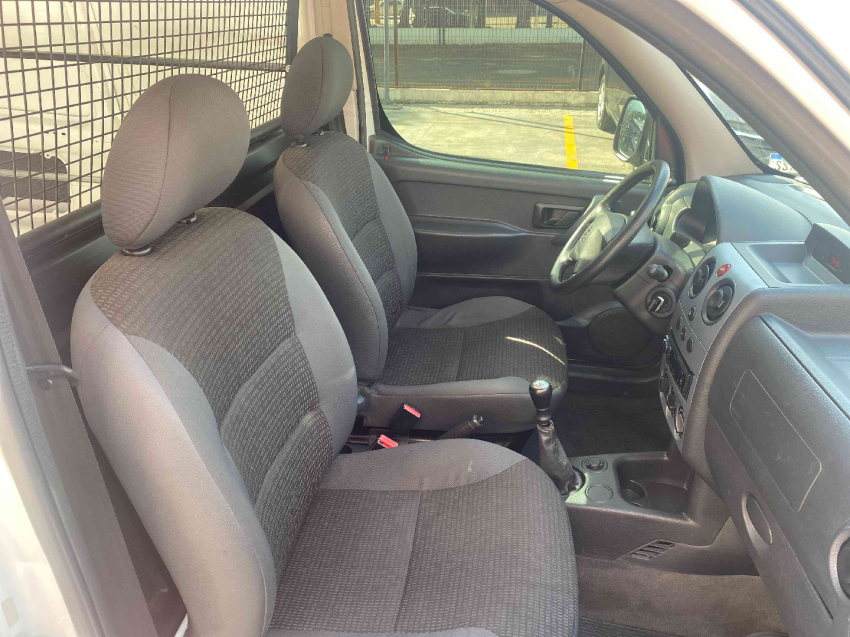 peugeot partner 1.6 furgao 800kg 16v flex 3p manual 2p 2019