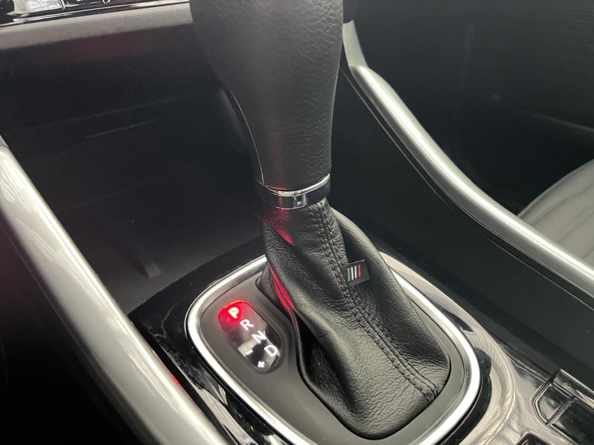 fiat fastback 1.0 turbo 200 flex audace cvt 4p automatico 2025