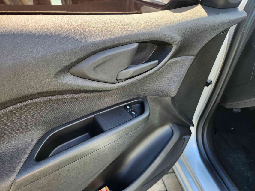 chevrolet onix 1.0 flex manual 2018