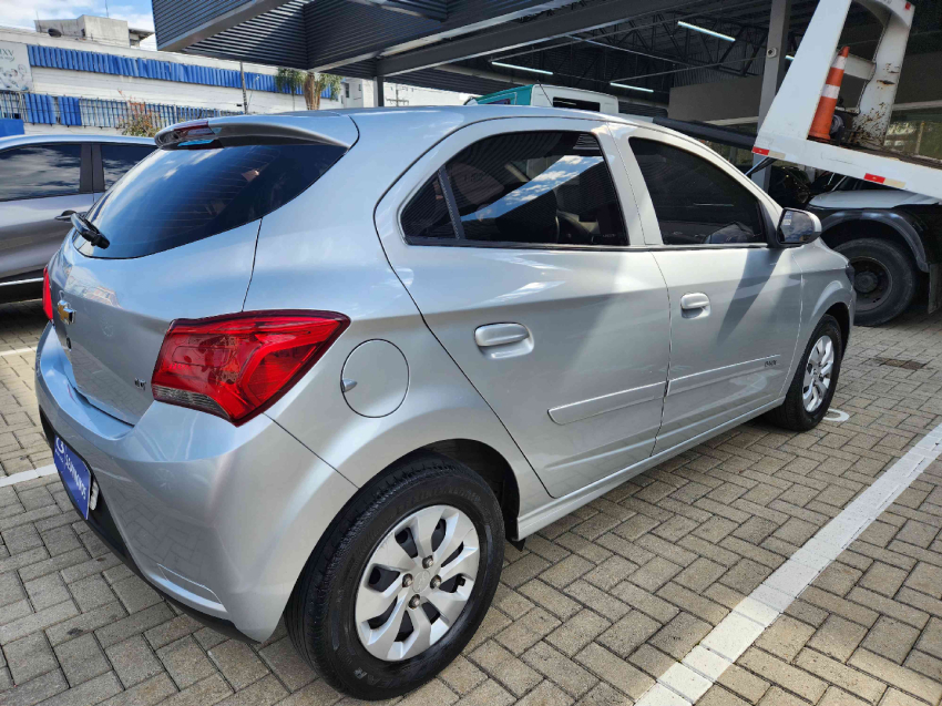 chevrolet onix 1.0 flex manual 2018