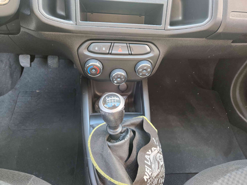 chevrolet onix 1.0 flex manual 2018