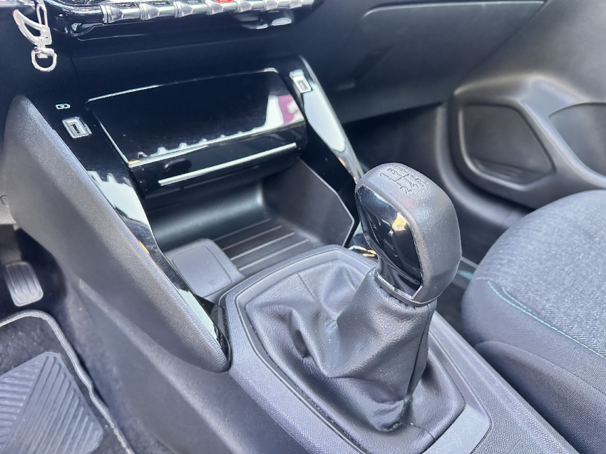 peugeot 208 1.0 firefly flex style manual 4p 2023