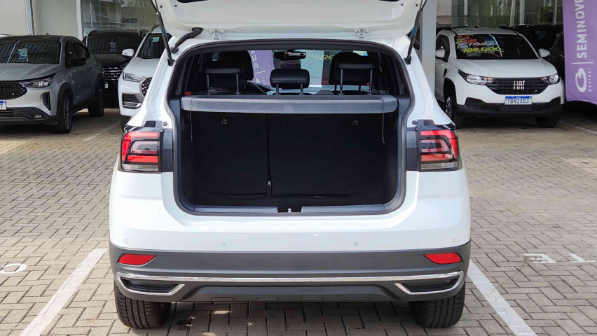 volkswagen t-cross 1.4 250 tsi total flex highline automatico 4p 2023