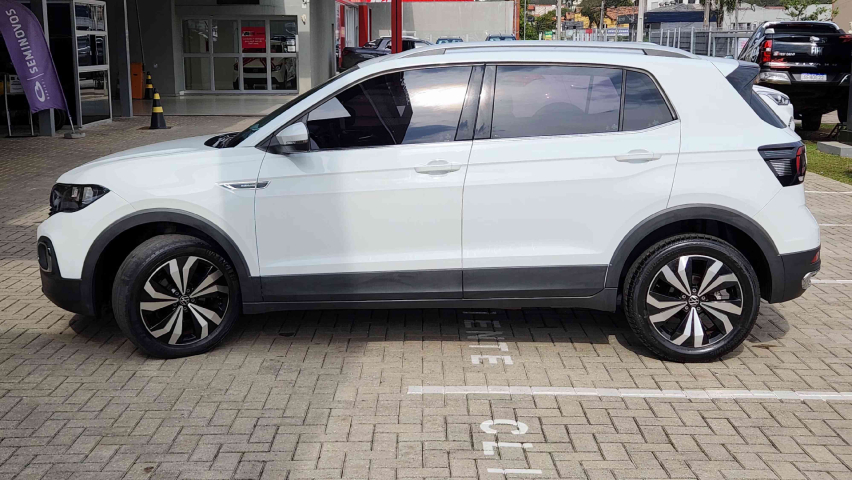 volkswagen t-cross 1.4 250 tsi total flex highline automatico 4p 2023