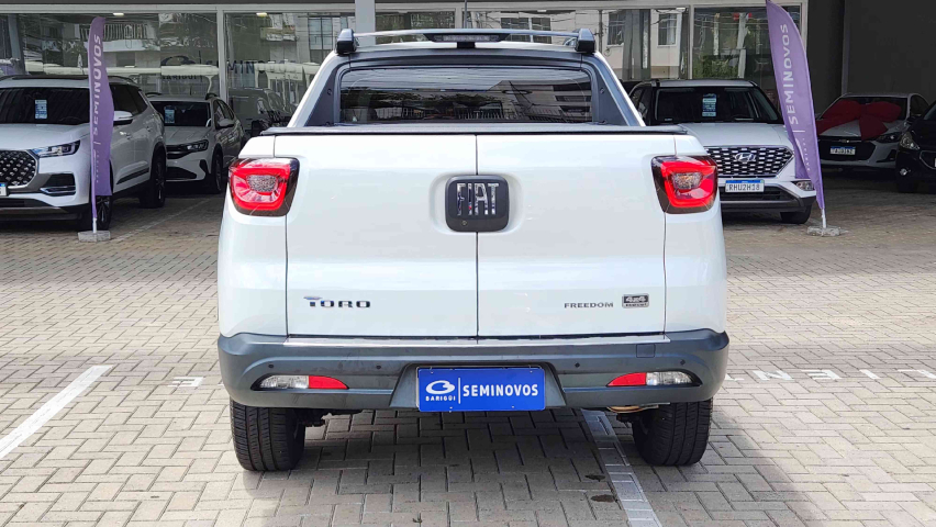 fiat toro 1.3 turbo 270 flex freedom at6 2.0 diesel 4p automatico 2022