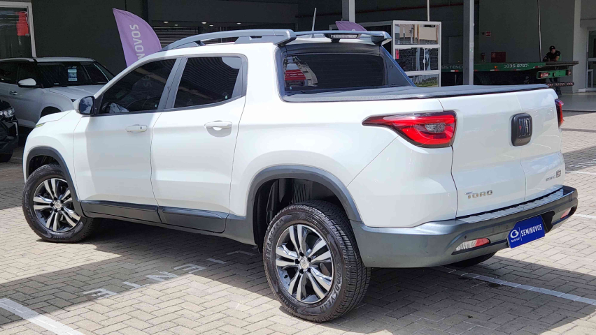 fiat toro 1.3 turbo 270 flex freedom at6 2.0 diesel 4p automatico 2022