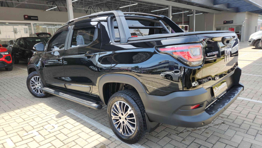 fiat strada 1.3 firefly flex ranch cd cvt 4p automatico 2023