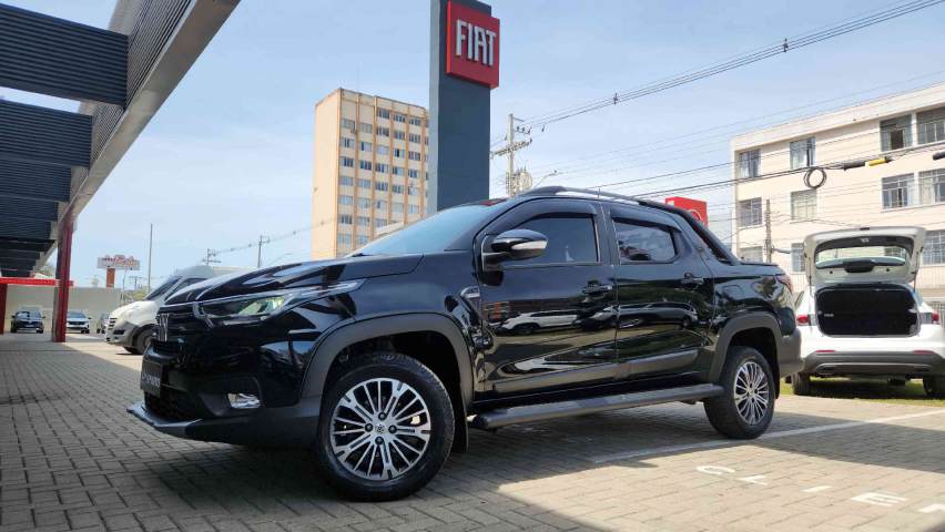 fiat strada 1.3 firefly flex ranch cd cvt 4p automatico 2023