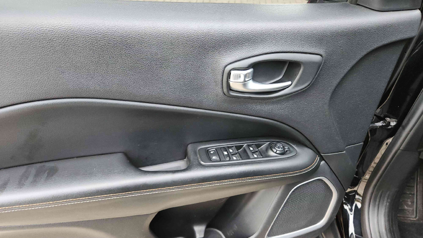 jeep compass 2.0 16v flex longitude automatico 4p 2017