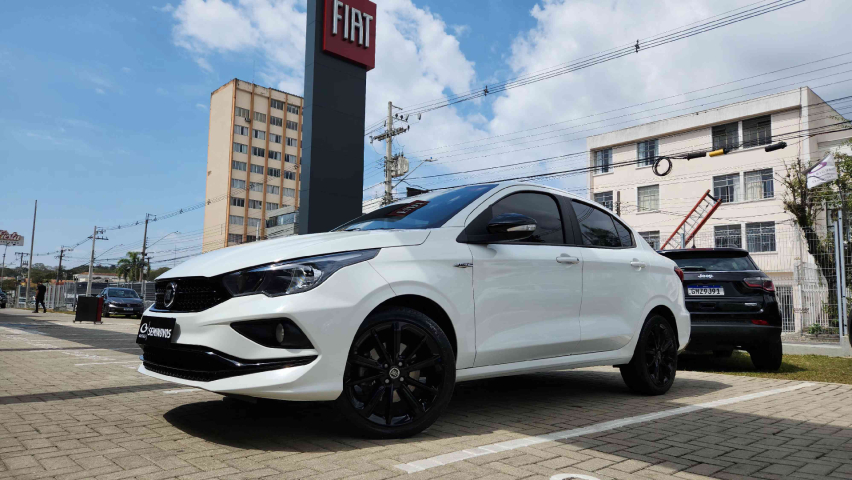 fiat cronos 1.8 flex 2020