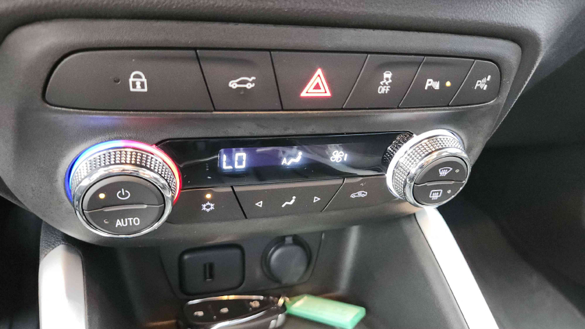 chevrolet onix 1.0 turbo flex plus premier automatico 4p 2025