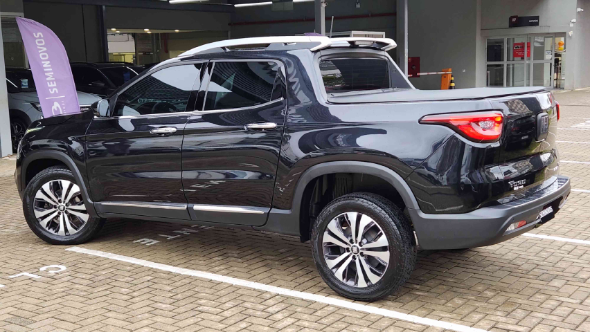 fiat toro diesel 2023