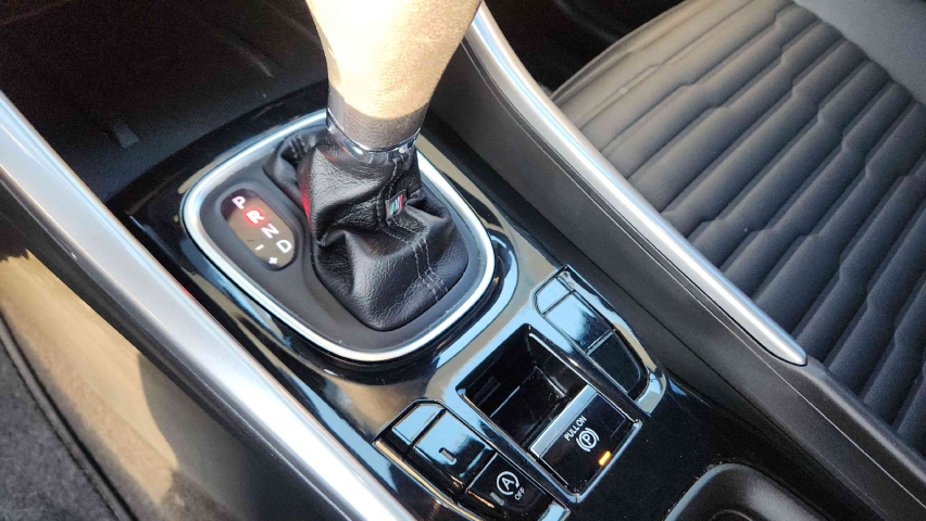 fiat fastback 1.3 turbo 270 flex limited edition at6 4p automatico 202420