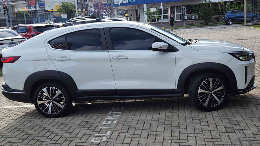 fiat fastback 1.0 turbo 200 flex audace cvt 9.9 4p automatico 20233