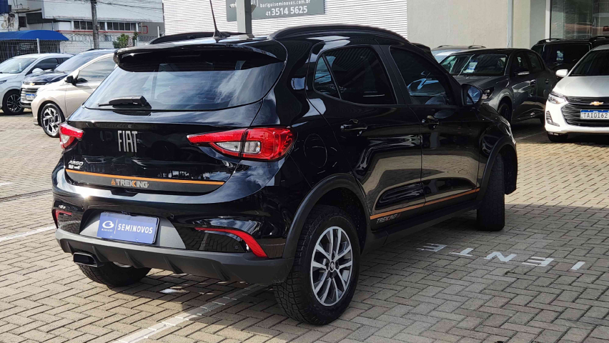 fiat argo 1.3 firefly flex trekking cvt 4p automatico 20234