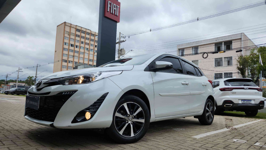 toyota yaris 1.5 flex automatico 2022