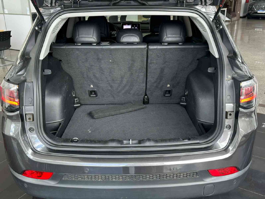 jeep compass 1.3 t270 turbo flex longitude at6 4p automatico 20226