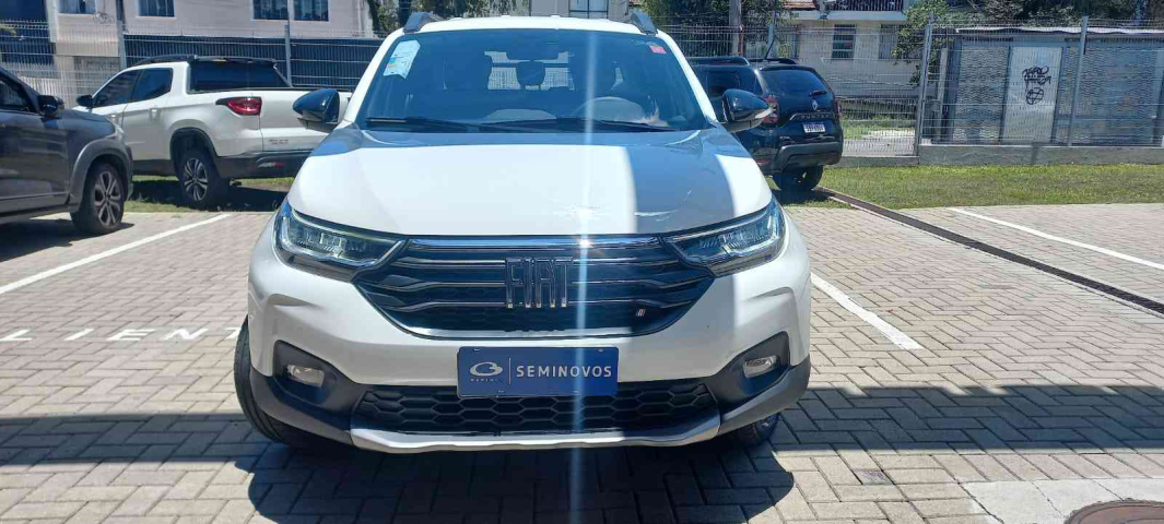 fiat strada 1.3 firefly flex volcano cd cvt 4p automatico 20251