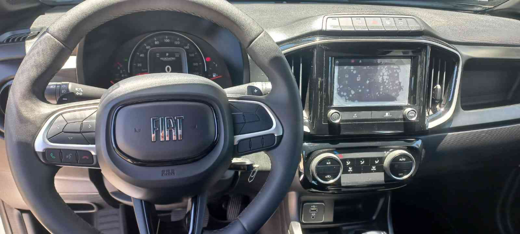 fiat strada 1.3 firefly flex volcano cd cvt 4p automatico 202513