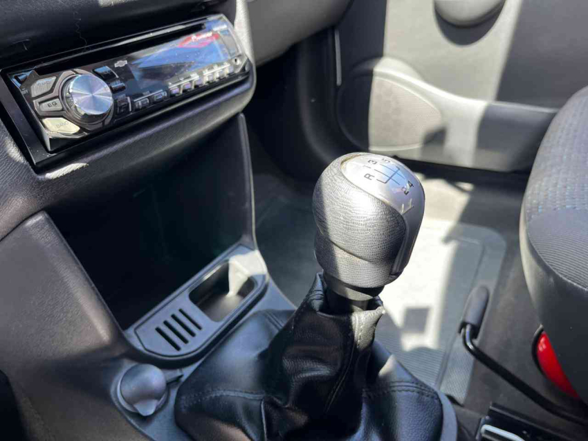 chevrolet celta 1.0 flex manual 201516