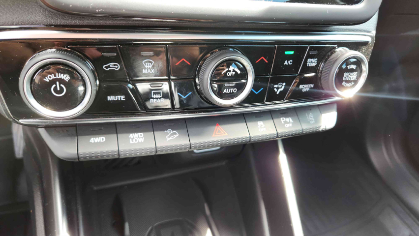 fiat toro 2.0 16v turbo diesel volcano 4wd at9 4p automatico 202518