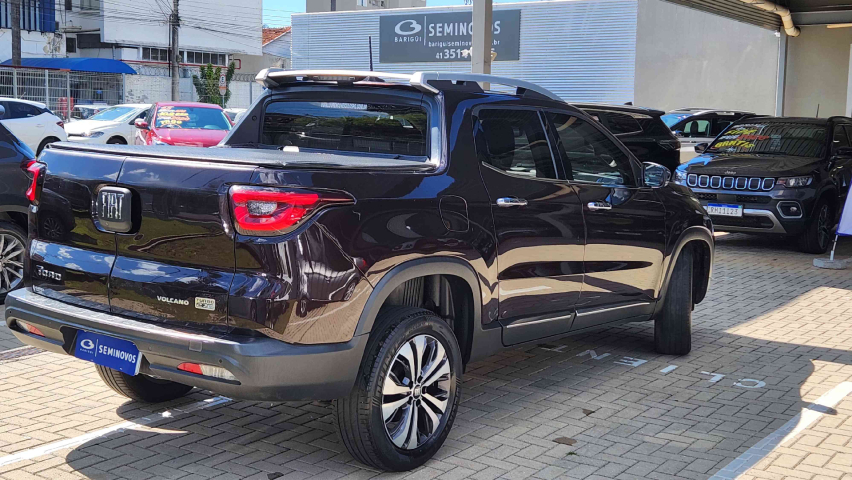 fiat toro 1.3 turbo 270 flex volcano at6 4p automatico 20224