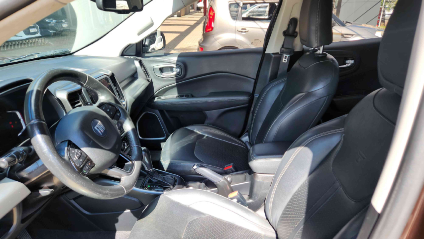 fiat toro 1.3 turbo 270 flex volcano at6 4p automatico 202213