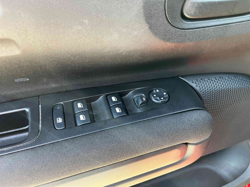 citroen c4 cactus 1.6 vti 120 flex feel eat6 4p automatico 202213