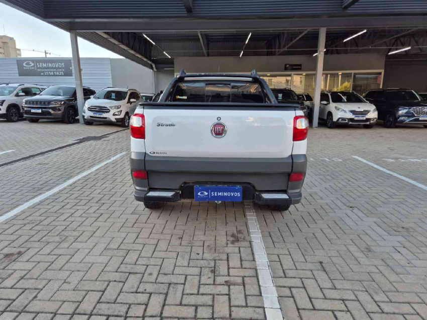 fiat strada 1.4 flex manual 20205