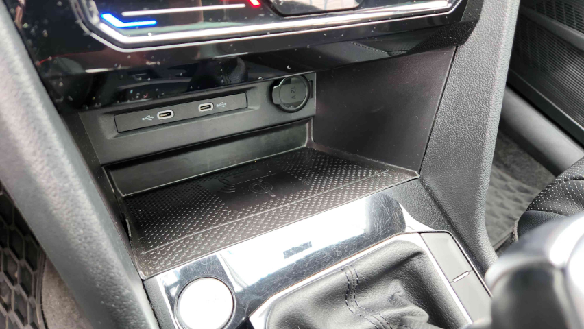 volkswagen taos 1.4 250 tsi total flex highline automatico 4p 202418