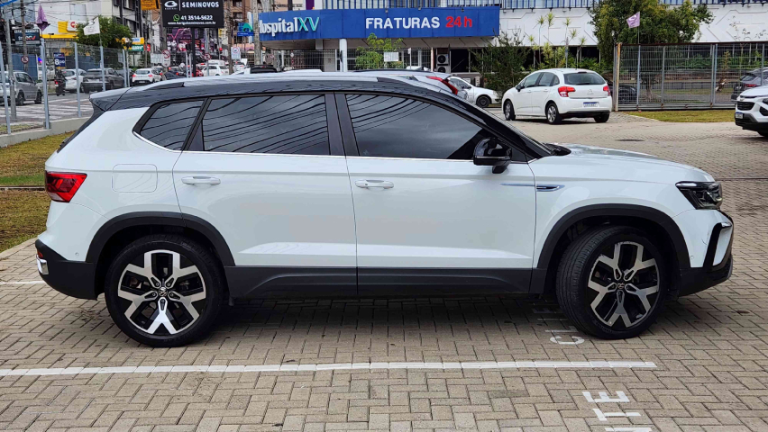 volkswagen taos 1.4 250 tsi total flex highline automatico 4p 20243