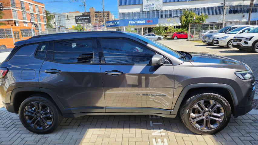 jeep compass 1.3 t270 turbo flex longitude at6 4p automatico 20223