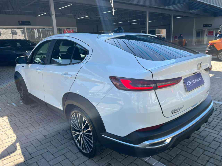 fiat fastback 1.3 turbo 270 flex limited edition at6 4p automatico 20243