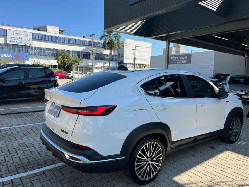 fiat fastback 1.3 turbo 270 flex limited edition at6 4p automatico 20246