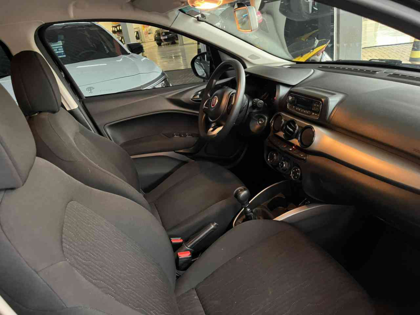 fiat cronos 1.3 flex 201915