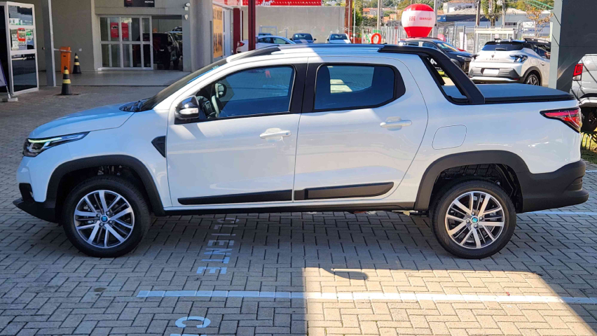 fiat strada 1.3 firefly flex volcano cd manual 4p automatico 20268