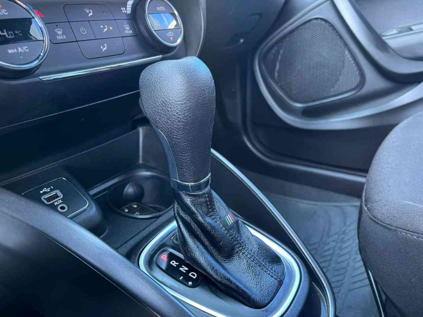 fiat cronos 1.3 flex drive s-design automatico 4p 202417