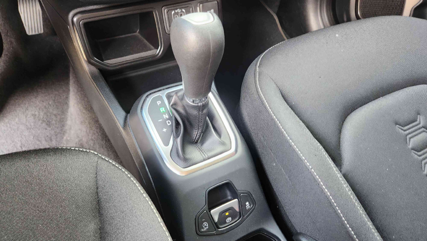 jeep renegade 1.3 t270 turbo flex sport at6 4p automatico 202417