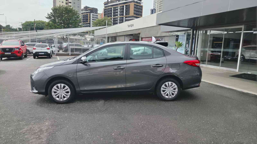 yaris sedan xl 1.5 cvt flex automatico 2024/259